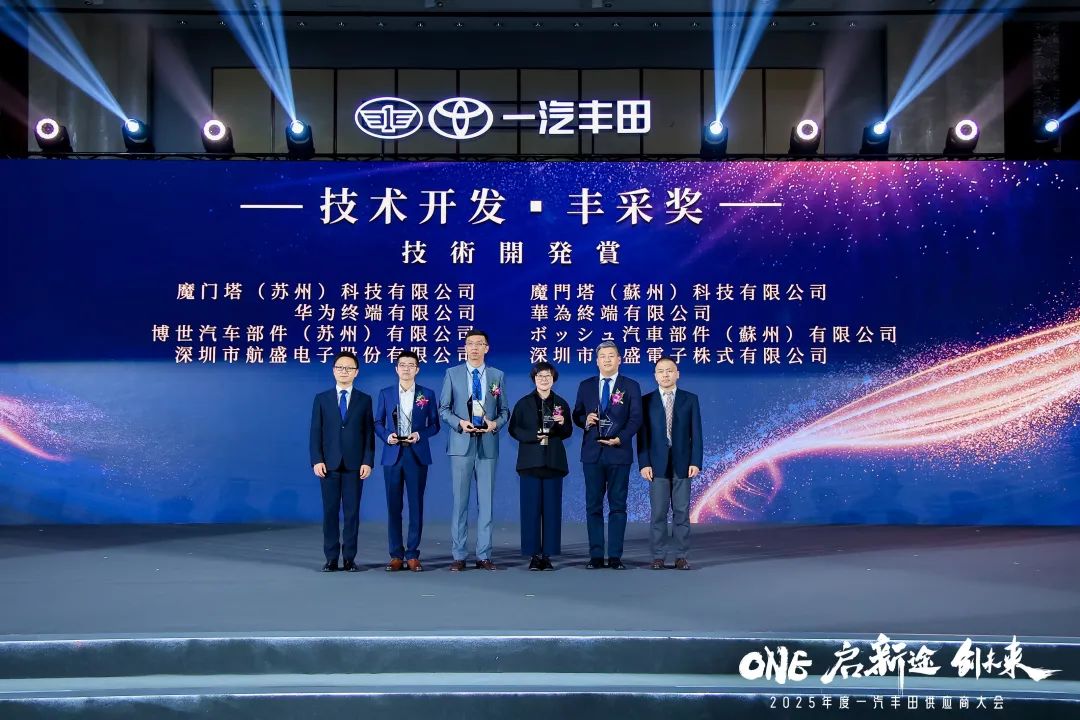 1752232826323068.jpg c9de6f67d229a0c64843ec2b5fb0f682.jpg