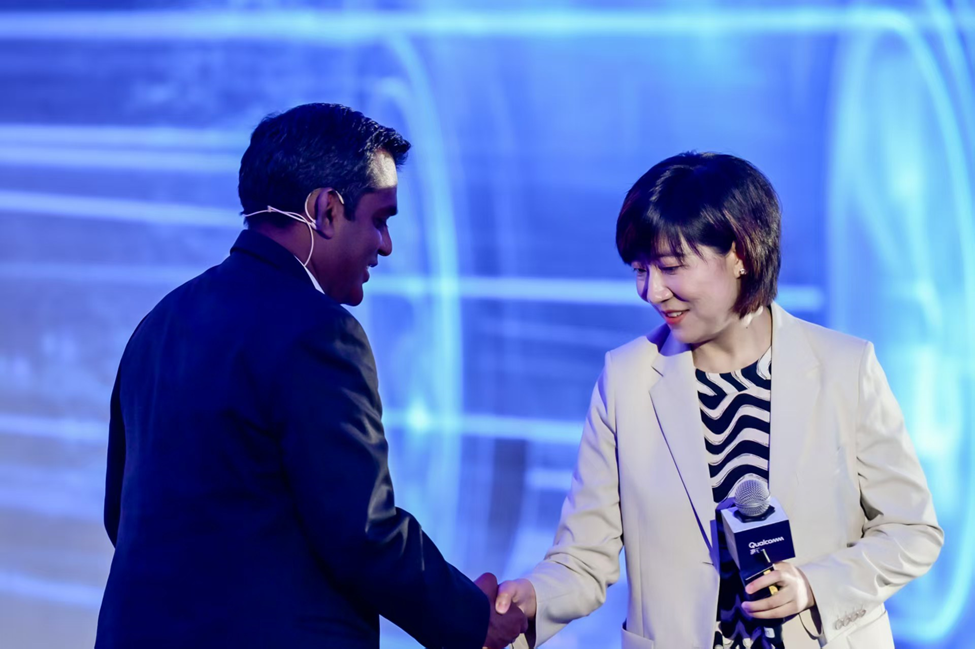 1752475852367870.png 2.png