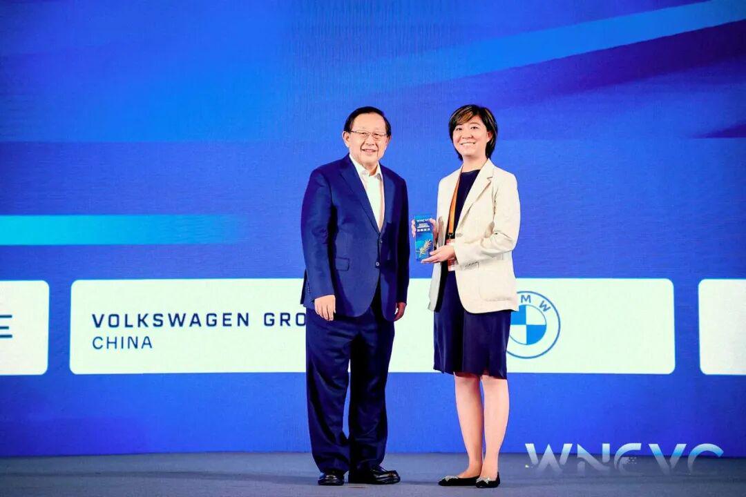 1759224767127718.jpeg 4.jpeg